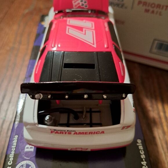 Vintage 96 Action Collect Darrell Waltrip Parts America Die Cast Nascar Race Car - Picture 4 of 11